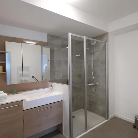 Aparthotel Domitys - Les Quernons Trelaze